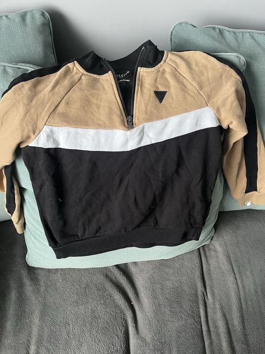 4 bluzki Guess dla dziewczynki plus bluza plus t-shiert