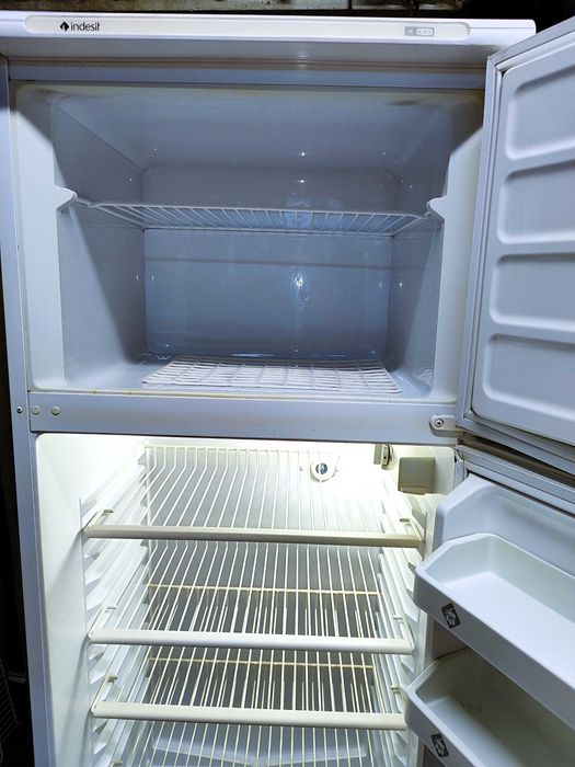 Продам побутовий холодильник