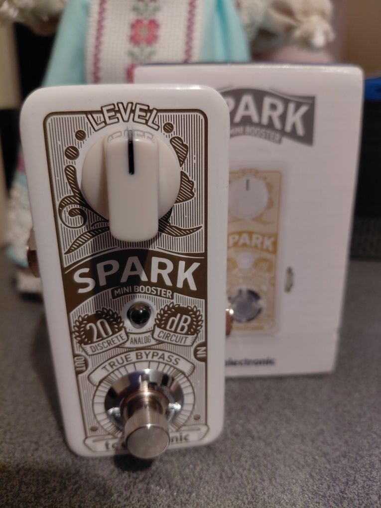 Педаль Tc Electronic Spark mini booster