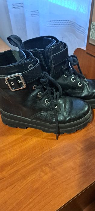 Ботіночки для дівчинки весна-осінь.