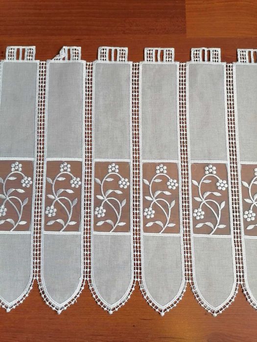 Zazdrostka,firanka panelowa,haft,gipiura wys.40cm.