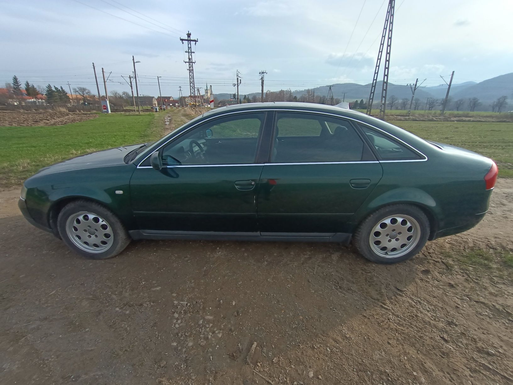 Audi A6 C5 2.4 v6 Quattro sedan