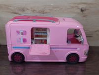 Camper Barbie z akcesoriami