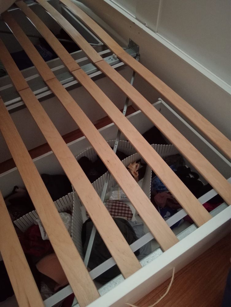 Cama Casal IKEA