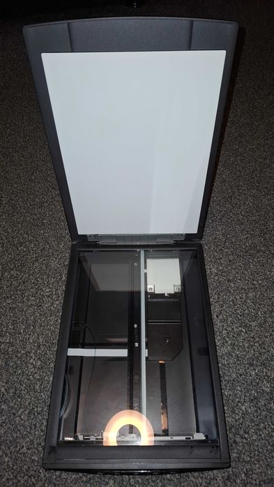 skaner Canon LiDE 210