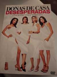 "Donas de Casa Desesperadas" - Season 1 , 2 e 3