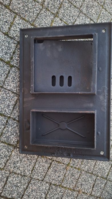 drzwiczki żeliwne do pieca