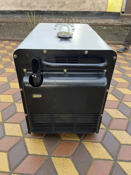 Генератор DHY 8000SE-3