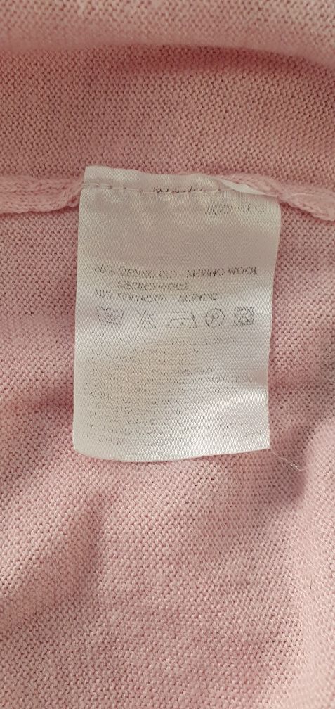 Różowy sweter z wełną merino MICHA