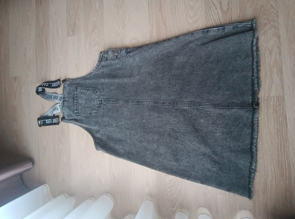 Фірмовий Джинсовий сарафан р.146-152