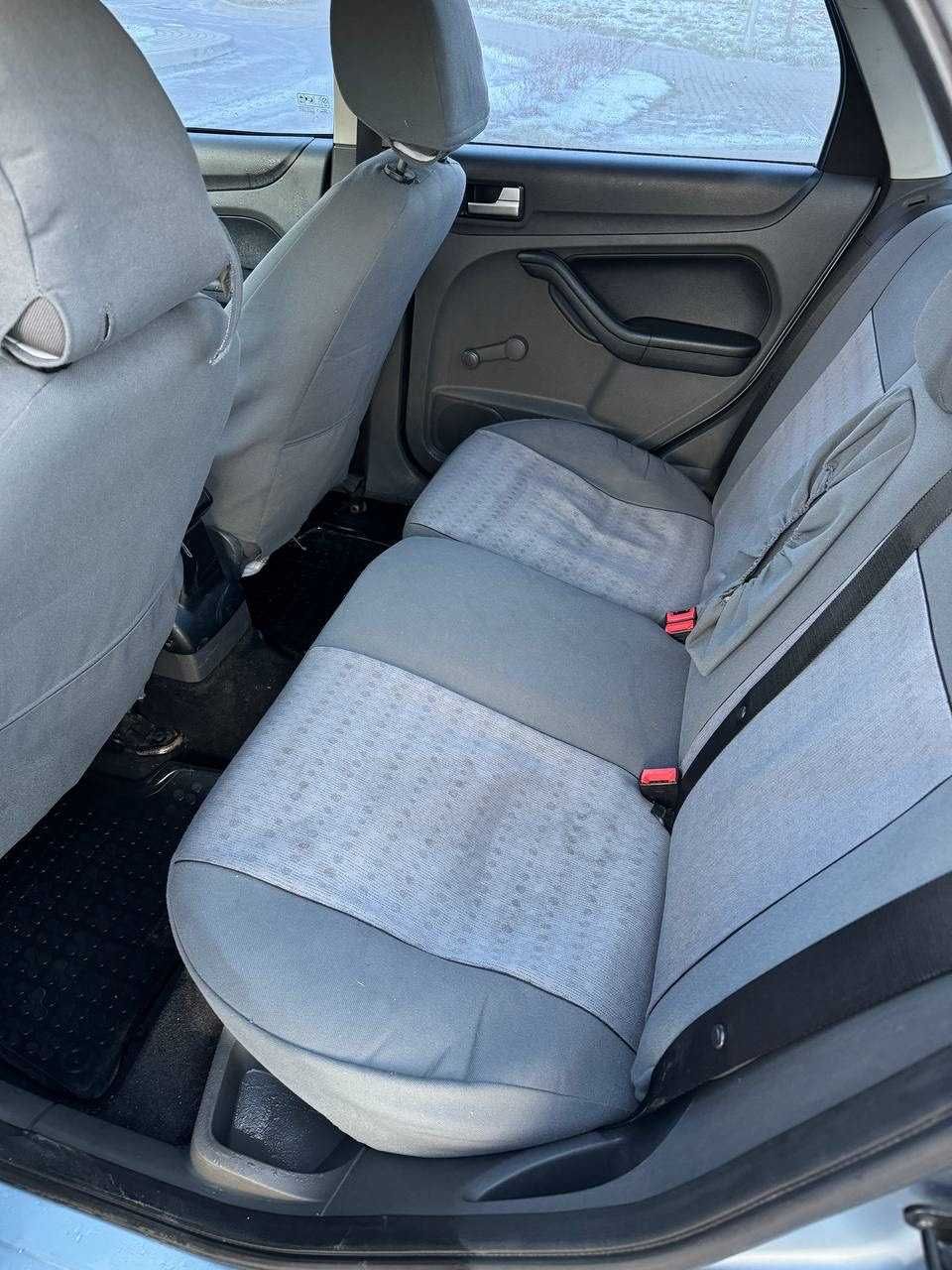 Оренда Львів Ford Focus 1.6 газ/бензин