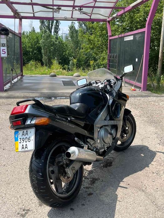 Обмін Кавсакі zzr400