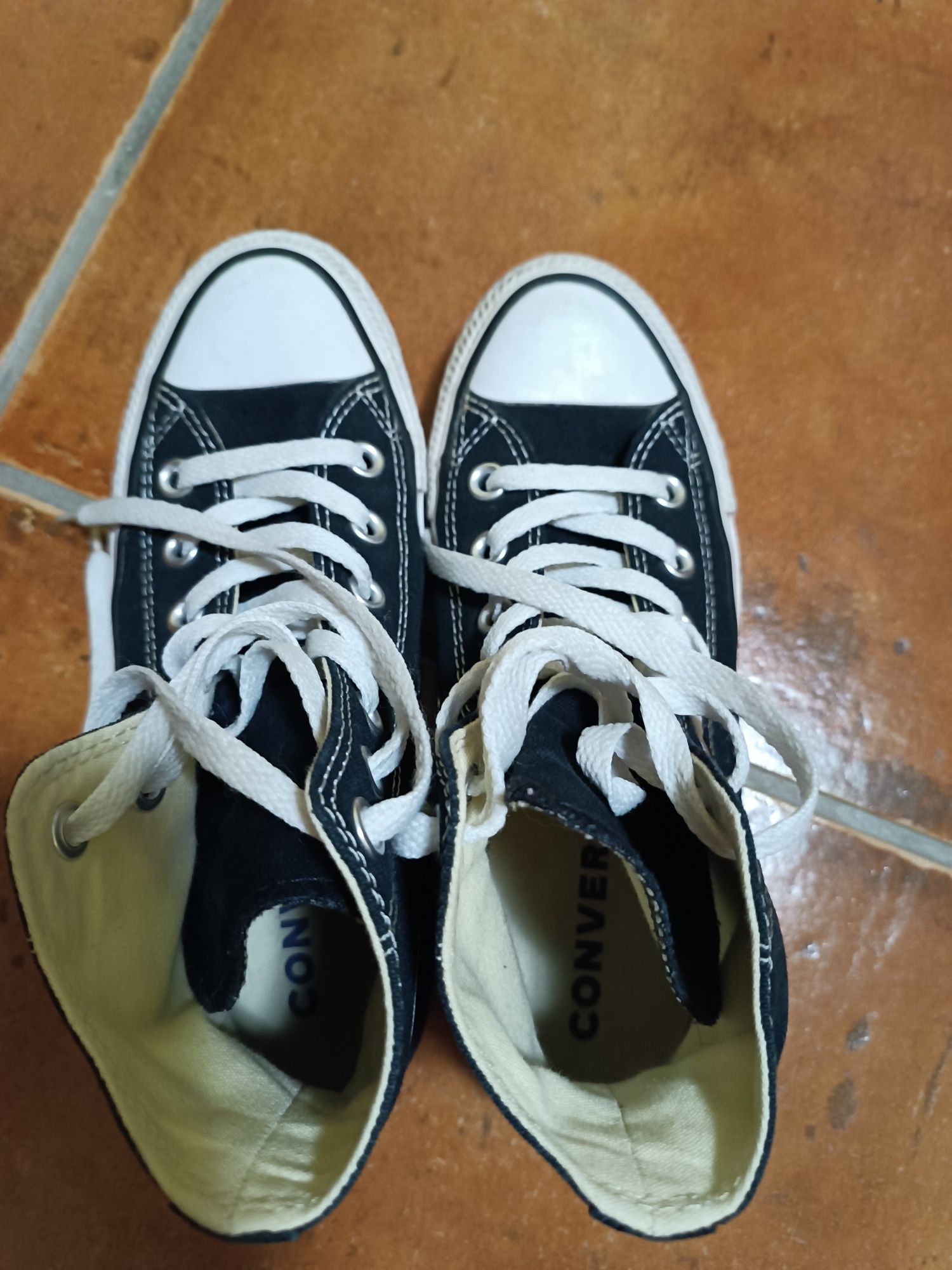 Tennis all star bota, número 36 muito pouco uso