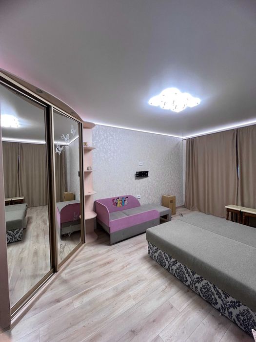 Продам 2к квартиру с новым ремонтом, Гв. Широнинцев, Сертификат AN