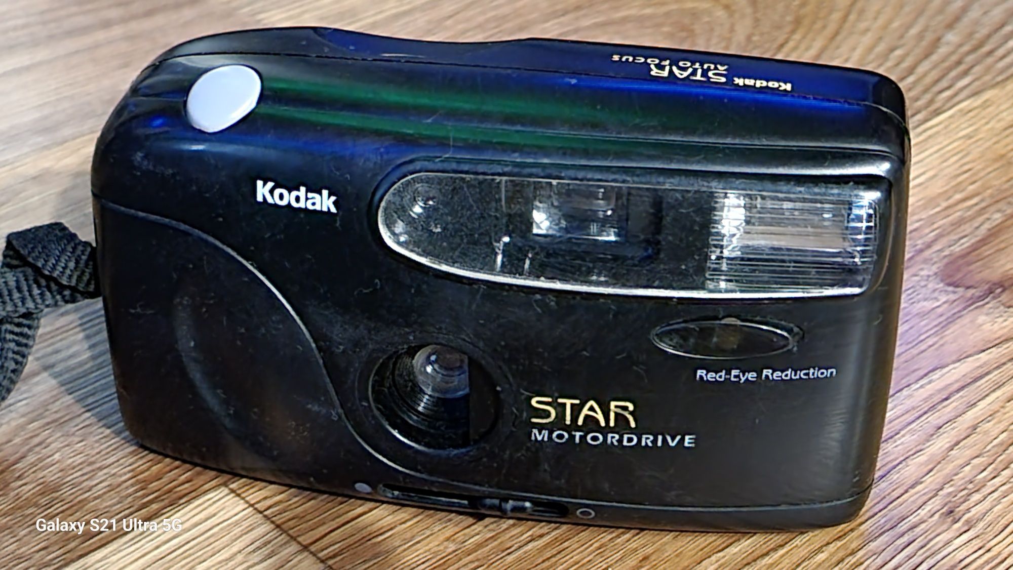 Фотоаппарат плёночный Fuji Polaroid Kodak цена за все