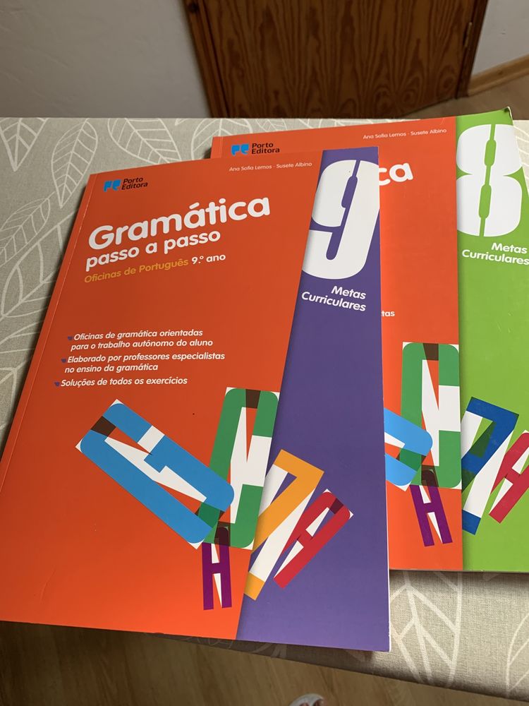 Gramaticas 8 e 9 ano