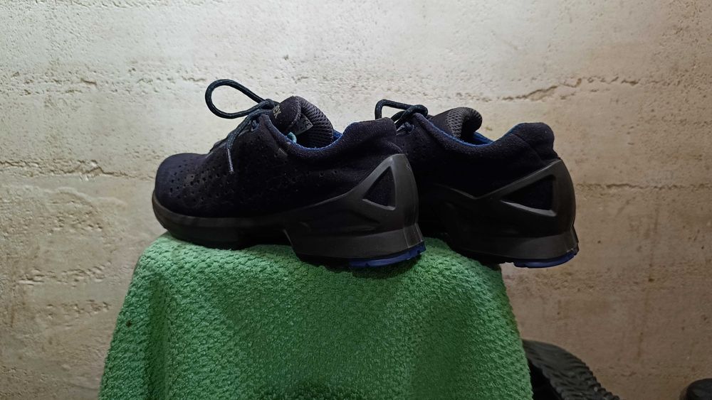 Buty robocze UVEX 1 S1 SRC r.41 stan bardzo dobry