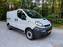 Opel Vivaro  1.9 DCI 3-osb Ksiazka serwis