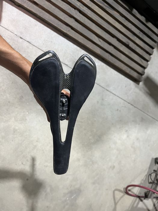 selim de carbono com espigao uno