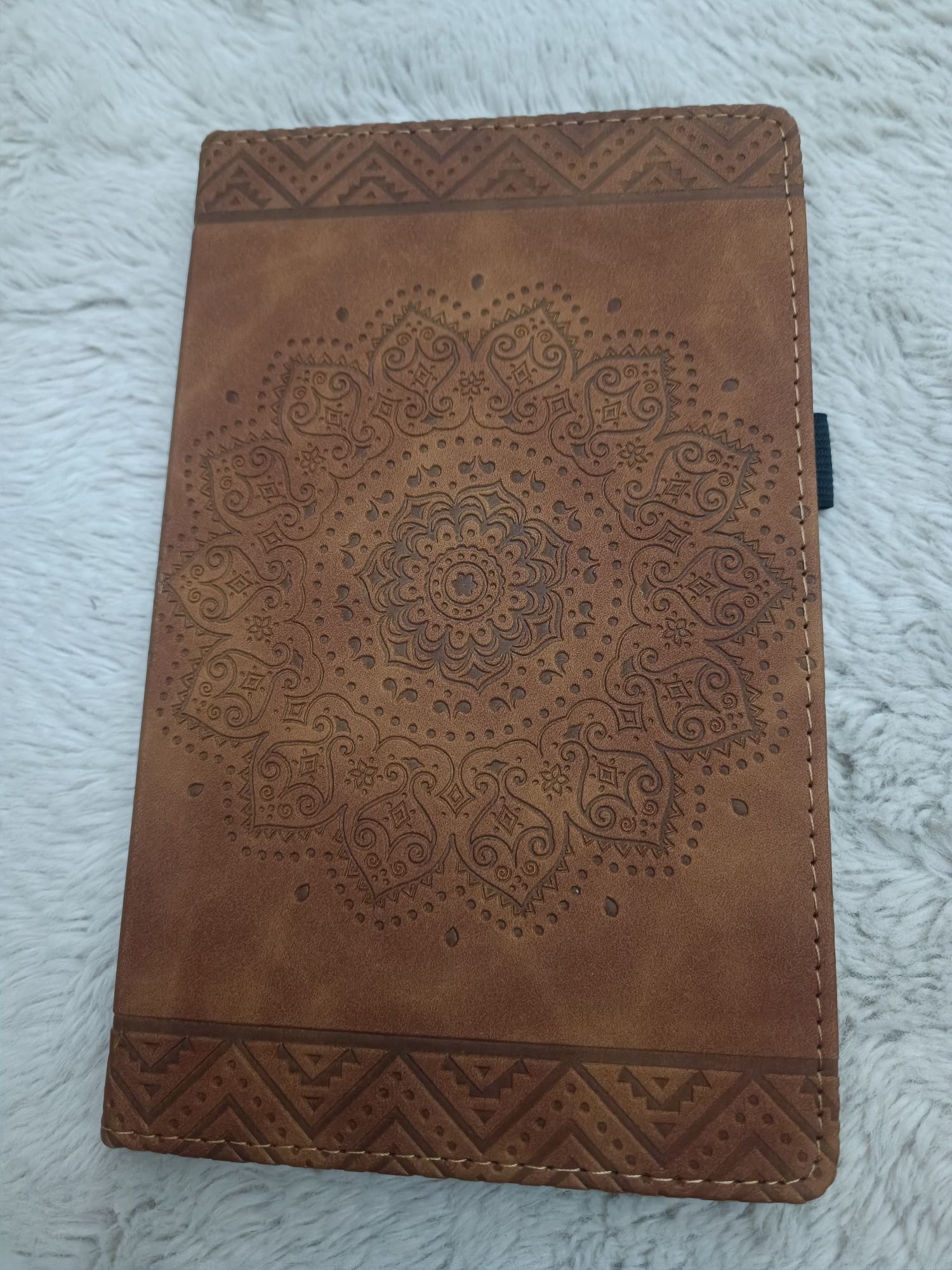 Skórzane etui na tableta