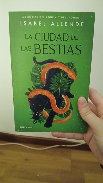 Livro La ciudad de las bestias