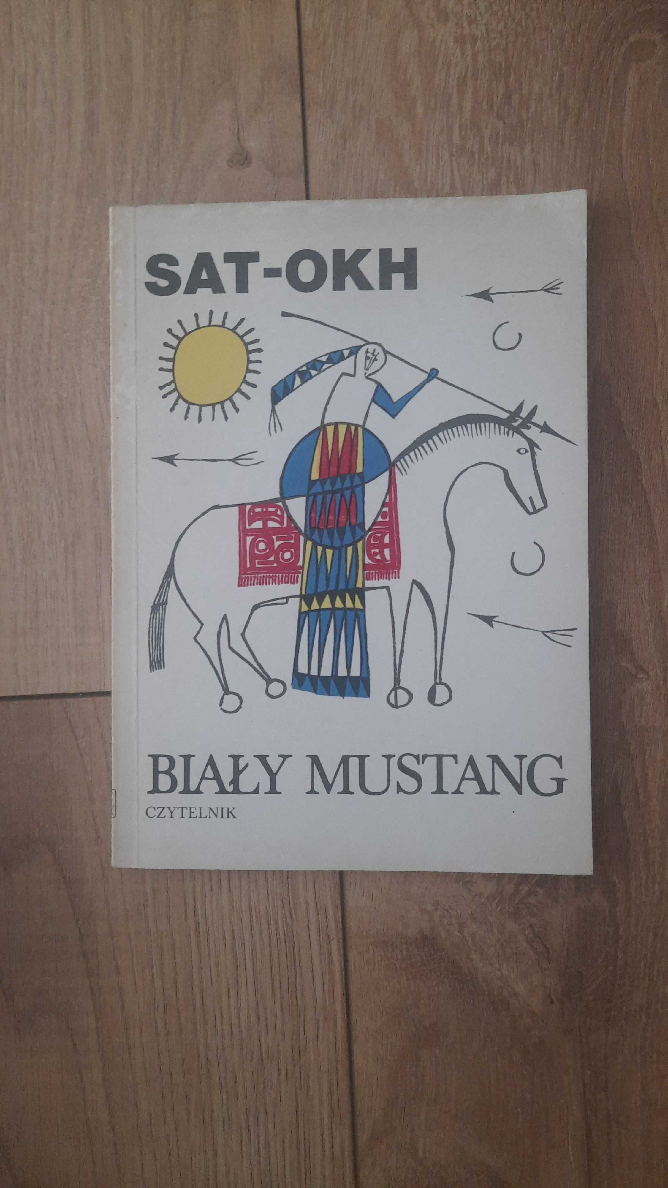 Sat - Okh - Biały mustang