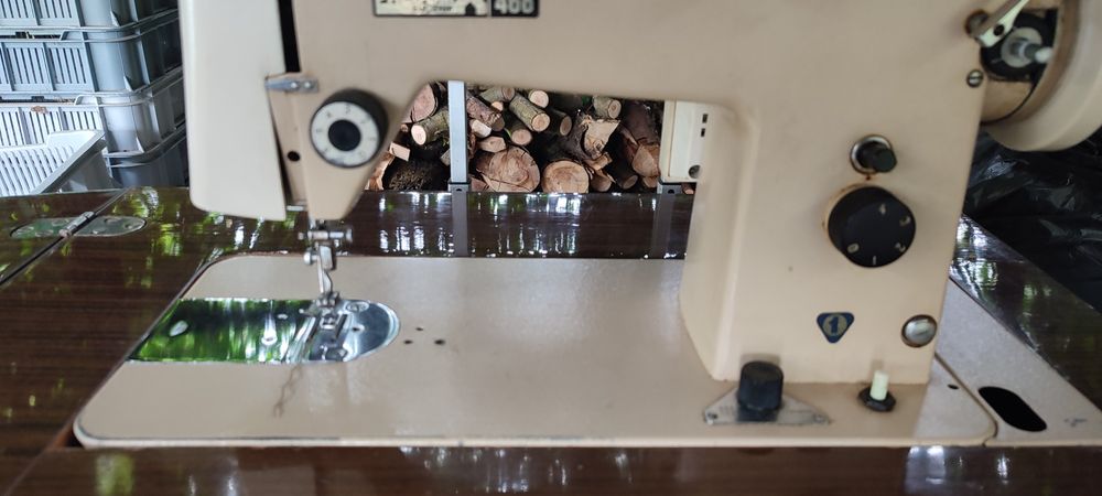 Maszyna do szycia Łucznik 466