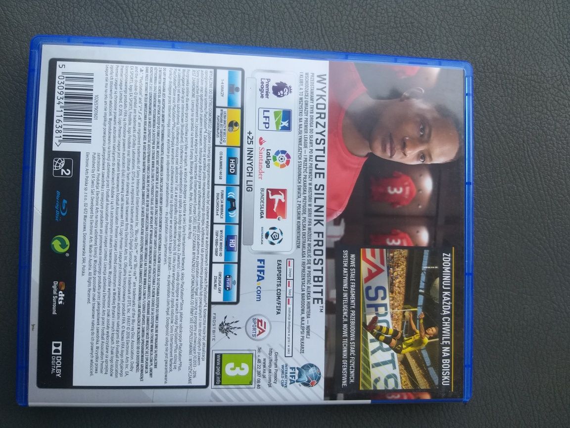 Gra Fifa 17 PS4 konsola Play Station 4 PL płyta piłkarska football