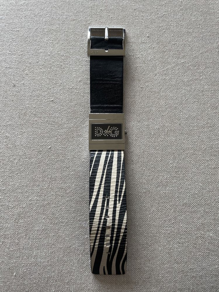 Relógio D&G reversível (preto/zebra)