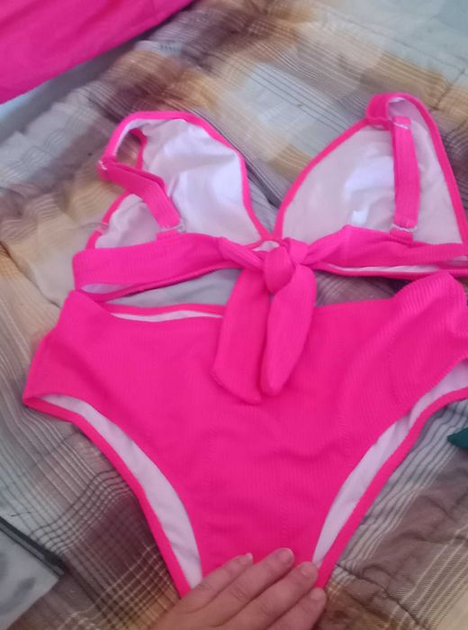 Biquínis novos tamanho grande