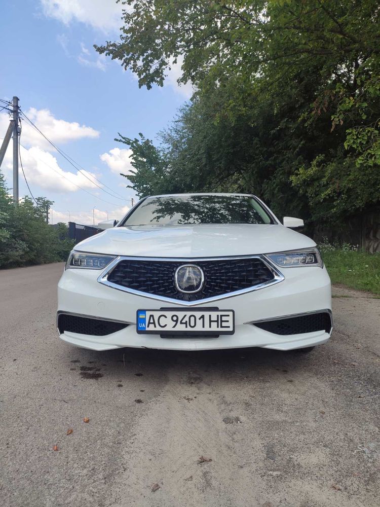 Acura TLX 2,4 бензин