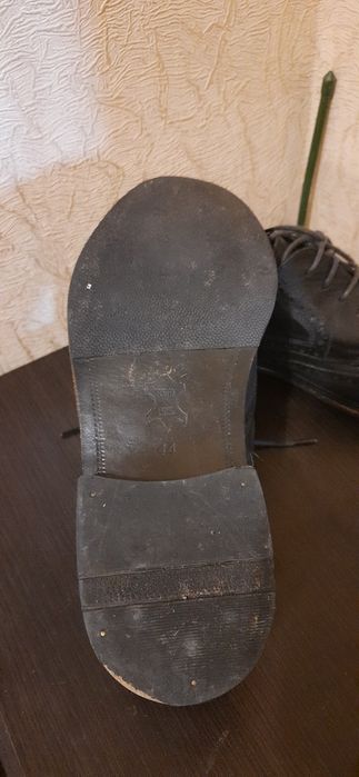 Мужские кожанные туфли, броги, оксфорды