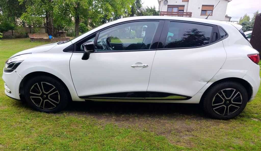 Clio IV LIFT 1.2 16v Climatronic  Tablet  PDC  HF grzane fot OPŁACONY