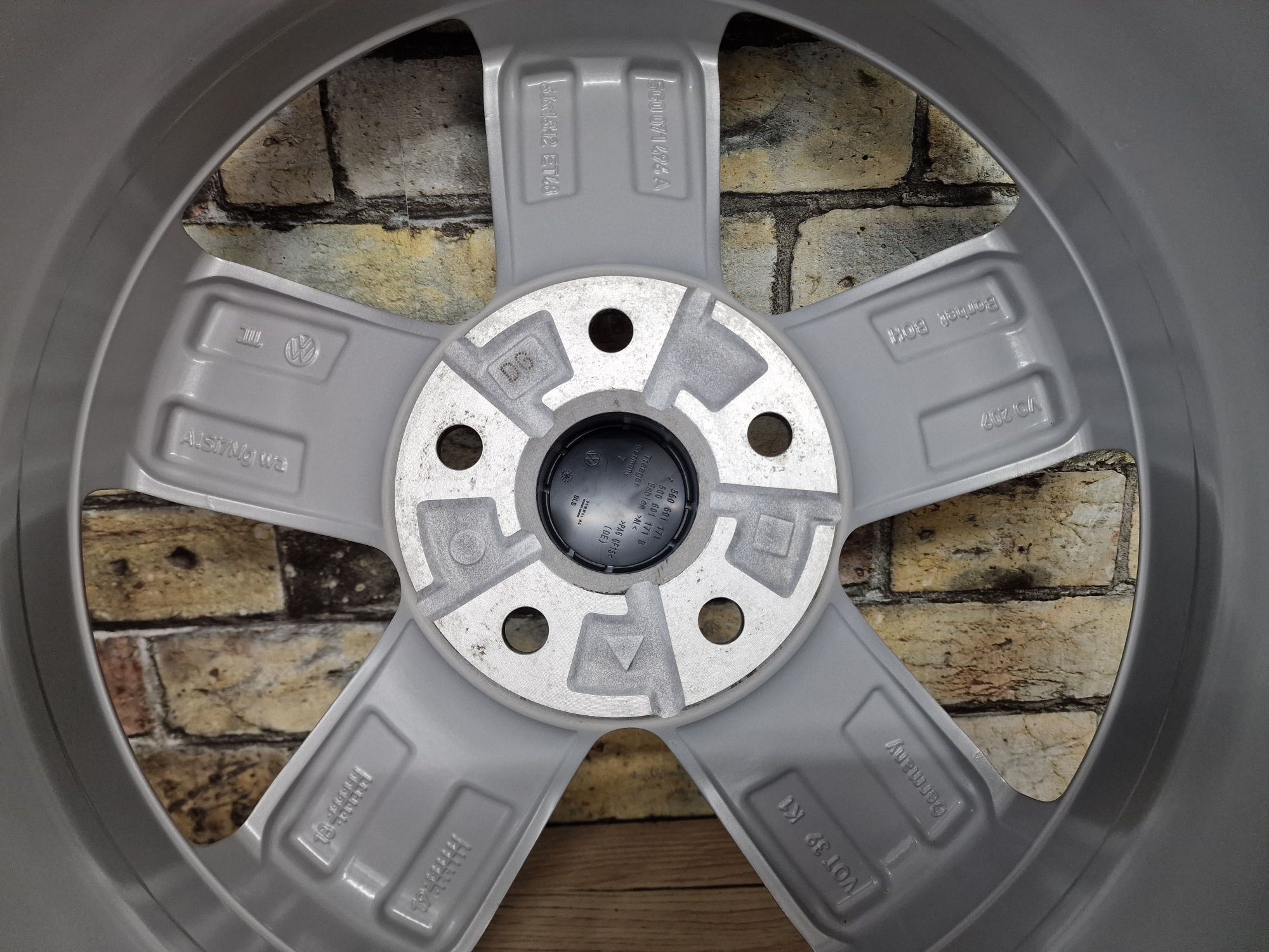 FELGI 16' 5x112 VW Caddy Golf Touran Jetta Passat Sharan T-Roc EOS
