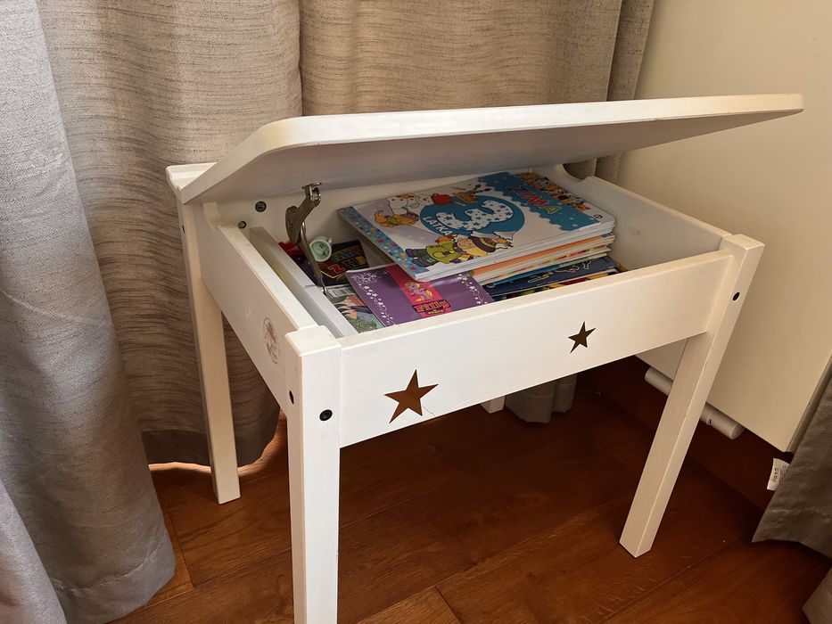 Biurko stolik dla dziecka Sundvic ikea , biłe drewno