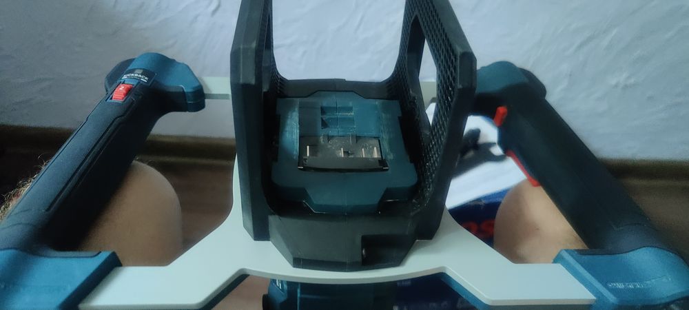 Mieszarka akumulatorowa Bosch Professional GRW 18V-160 / Gwarancja