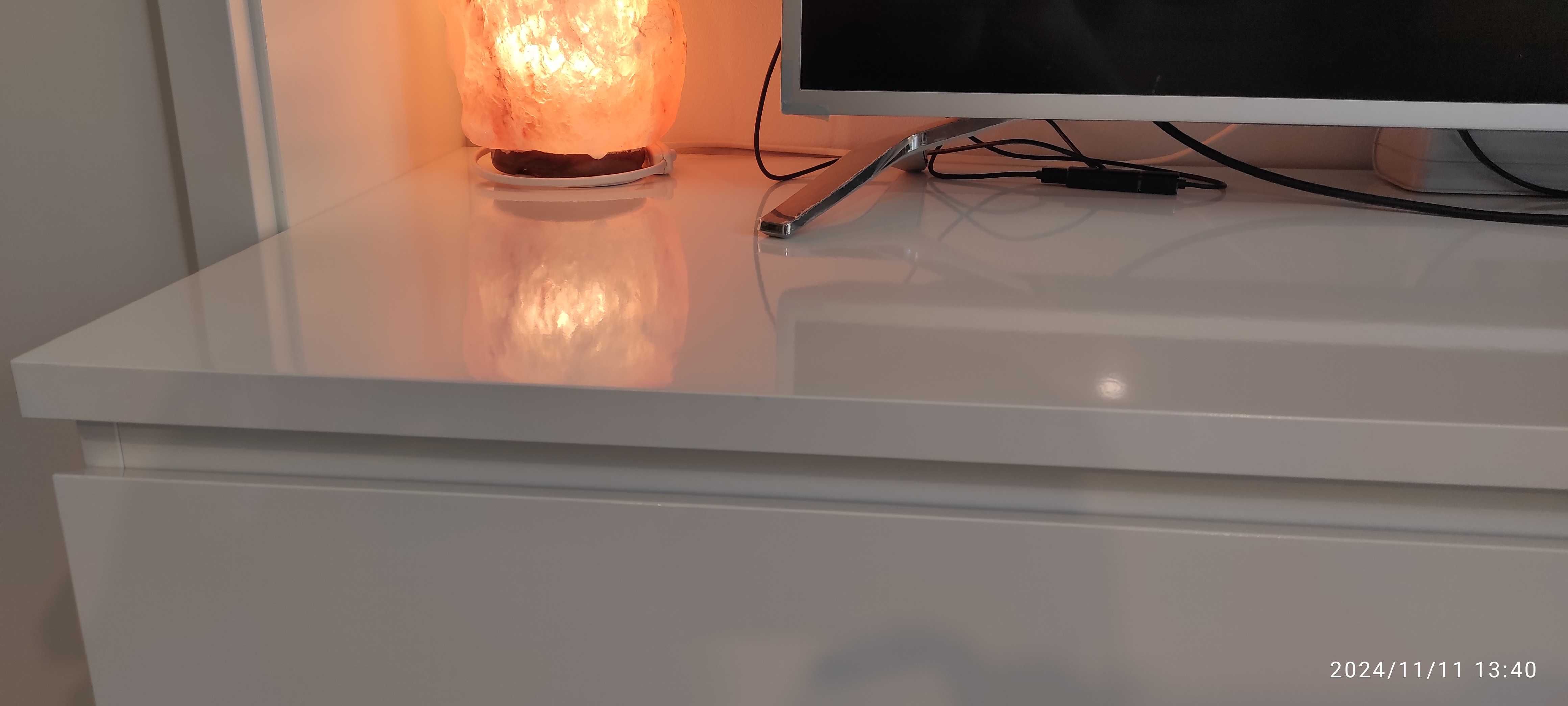 Komoda MALM 3 szuflady biała błyszcząca IKEA roczna stan bardzo dobry.