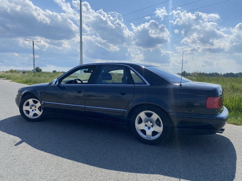 Audi A8 D2 2.8 V6 Quattro
