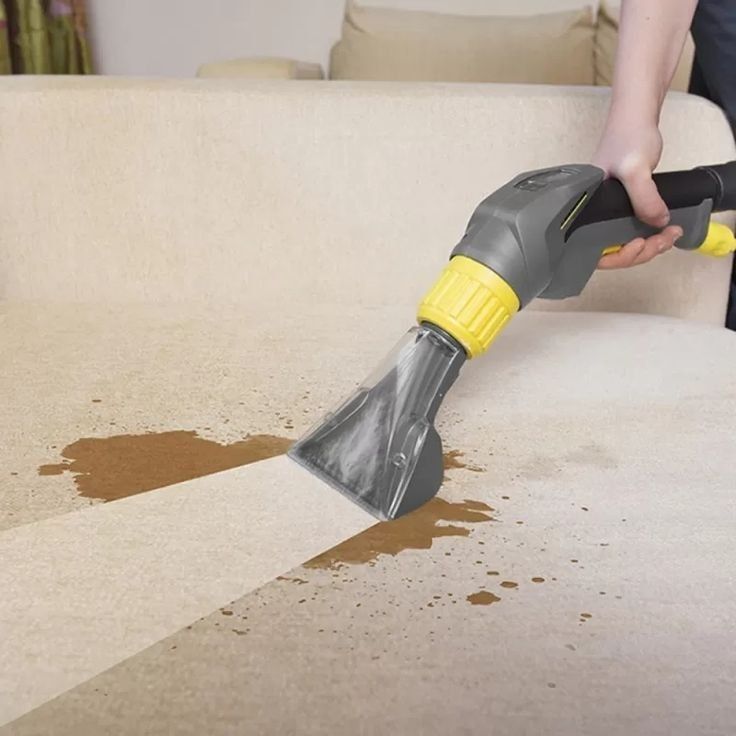 Миючий пилосос + пароочисник 650 грн Karcher