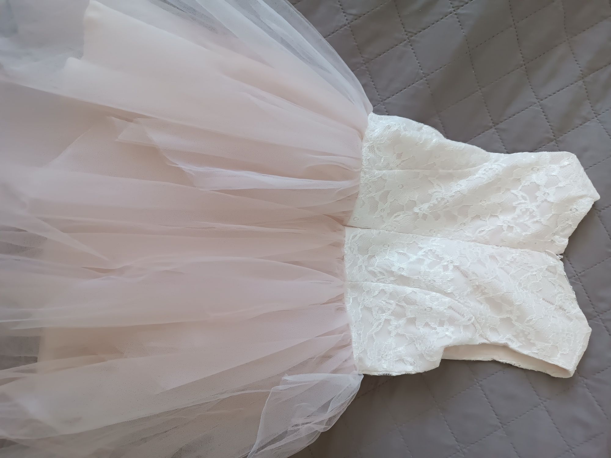 Piękna tiulowa sukienka, wesele, komunia,  urodziny, 98