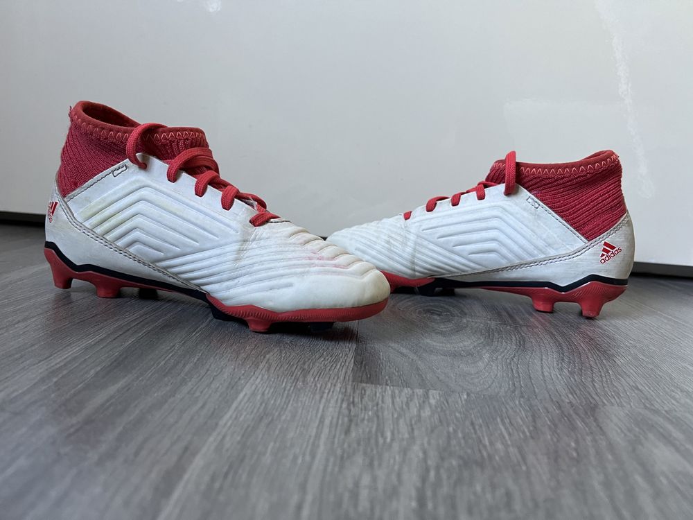 Дитячі копочки Adidas Predator розмір 31 стелька 19 см