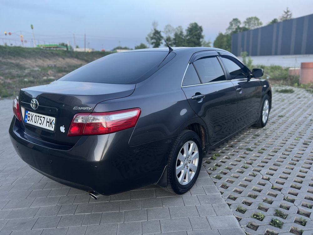 Кемрі Toyota Camry Тойота