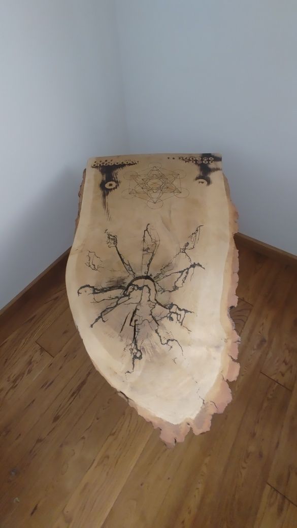Stolik dekoracyjny lite drewno plus szkło