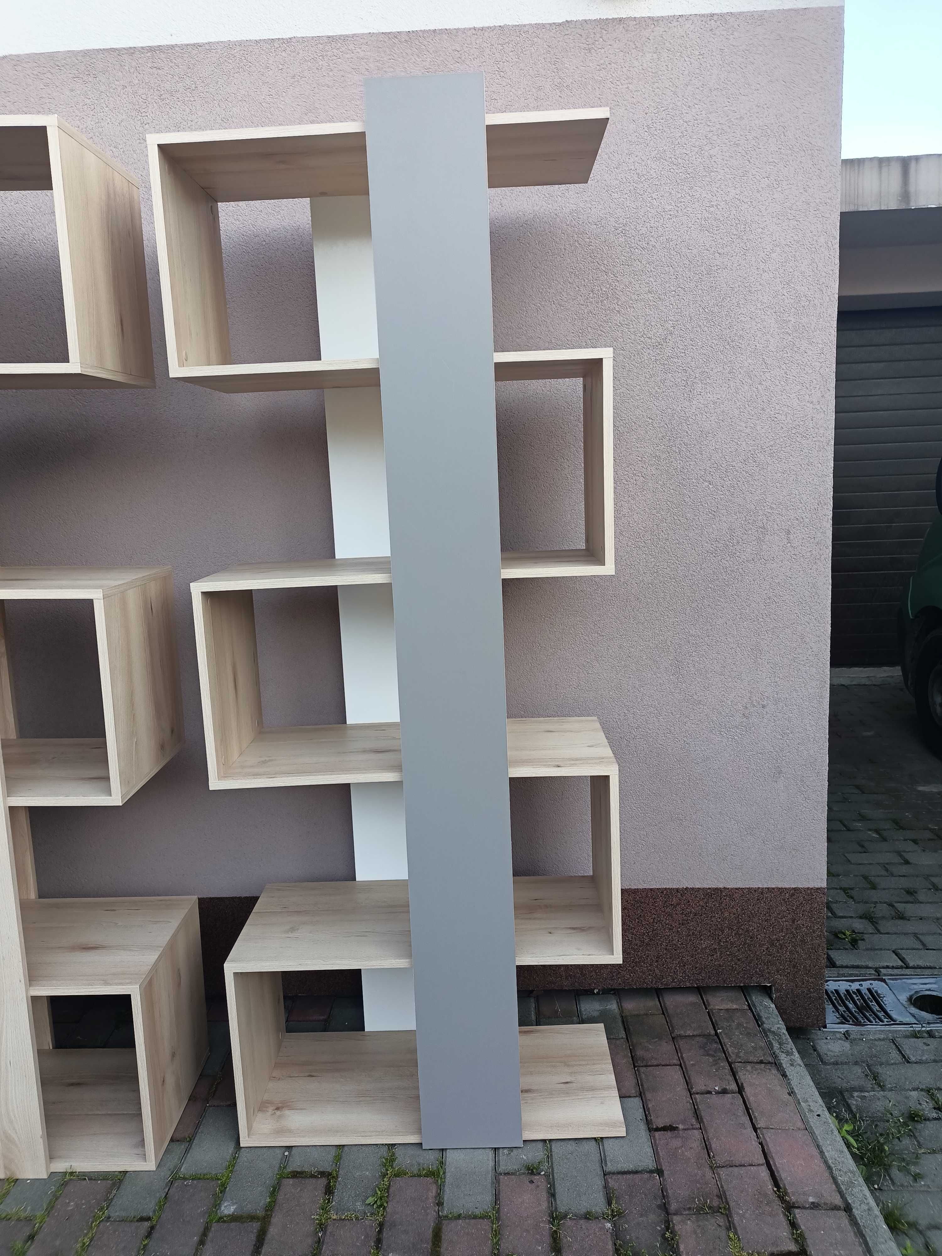 Regał na książki buty itp