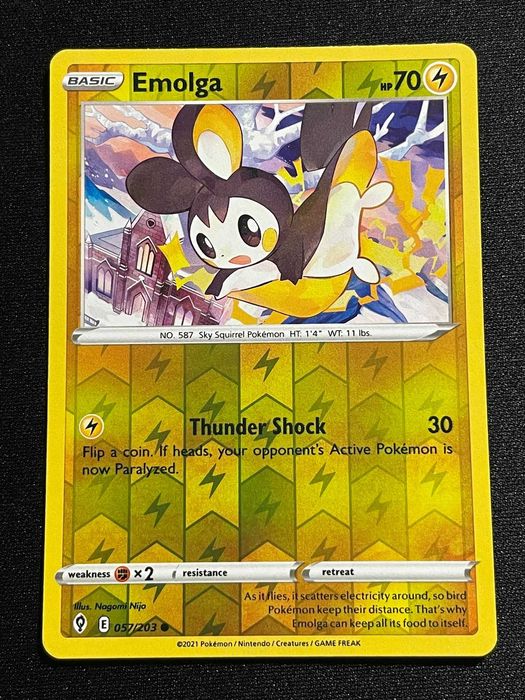 Carta Pokémon Emolga 57/203 Evolving Skies