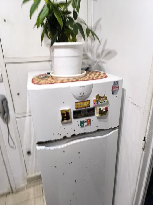 Frigorífico 140x55x53