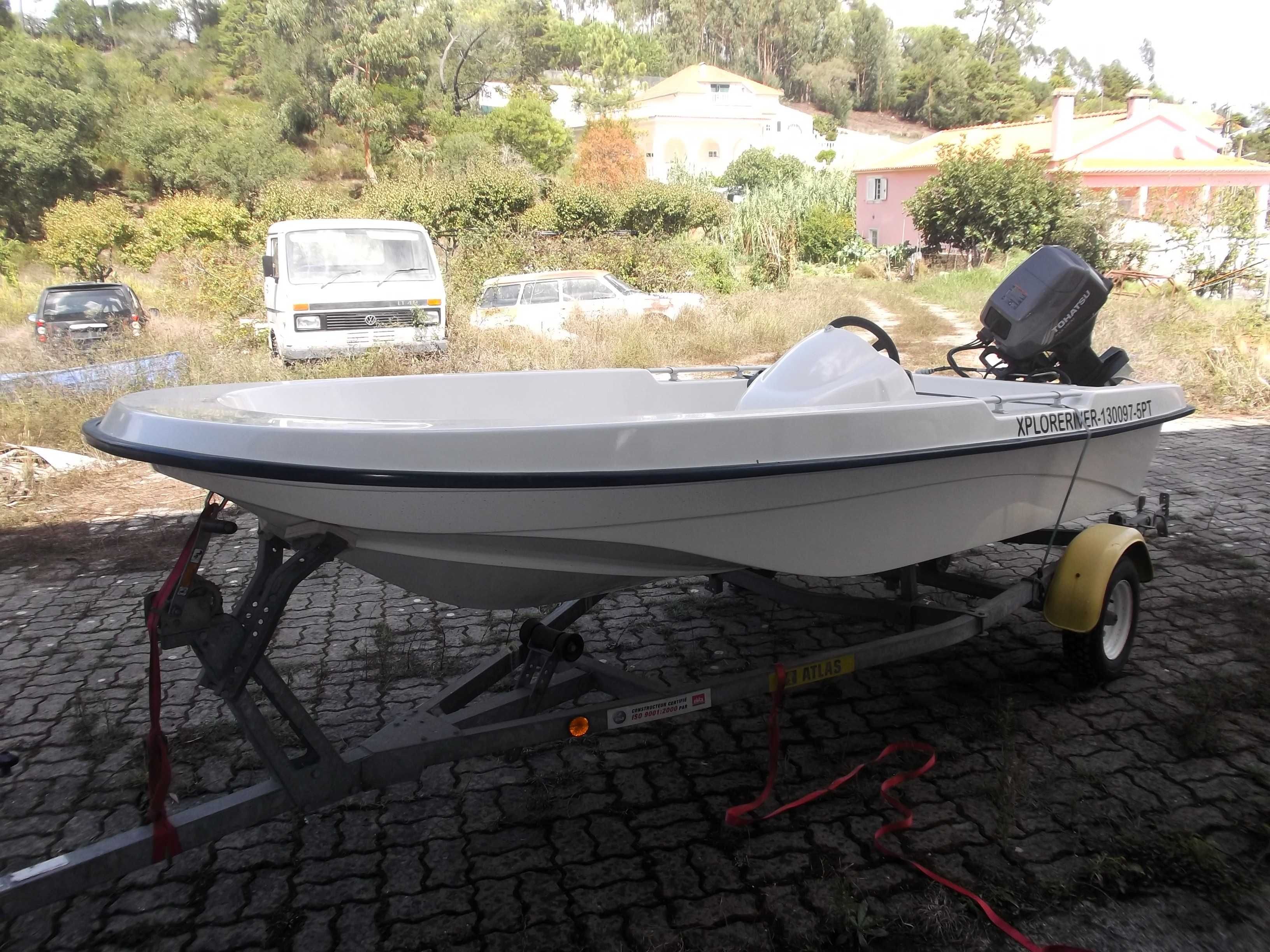 BARCO LANCHA NOVA COM MOTOR NOVO 4 TEMPOS
