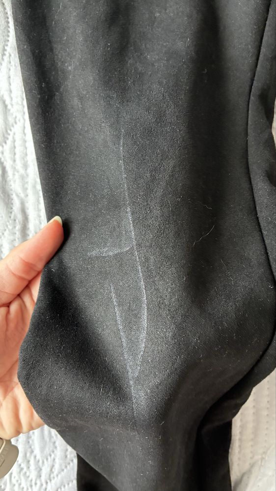 Shein czarne spodnie ala zamsz S/36