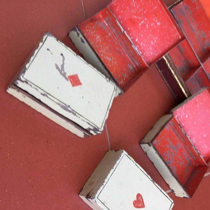 Caixa de colecionador -- Caixa metal  guardar baralho cartas -- ALEMÃ