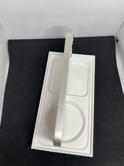 iPhone 13 Jak nowy, bateria 89%